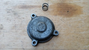 Kymco Grand Dink 125 - 150 olajszűrő fedél - kép 2