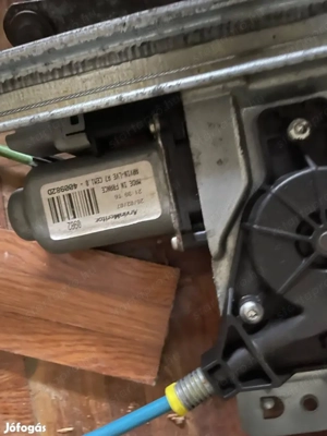 Fiat Scudo MK2 bal első ablakemelő szerkezet motorral 400982d citroen jumpy 2007-től - kép 2