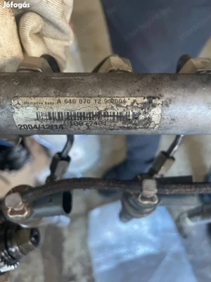 Mercedes w169 A üzemanyag rendszer nagynyomású,porlasztó ,Rear cső A 640 070 07 01 nagynyomású pumpa - kép 2