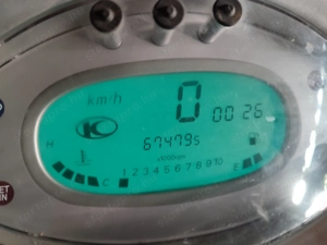 Kymco Grand Dink 250 km óra - kép 9