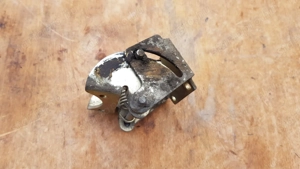 Kymco Grand Dink 125 - 250 ülés zsanér - kép 2