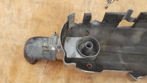 Kymco Grand Dink 250 kuplung fedél borítás sérült - kép 8