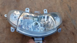 Kymco Grand Dink 125 - 250 első lámpa újszerű - kép 10