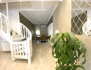 Kiskunhalas Honvéd utcában 160 m2-es felújított 2 lakószintes családi ház! - kép 8