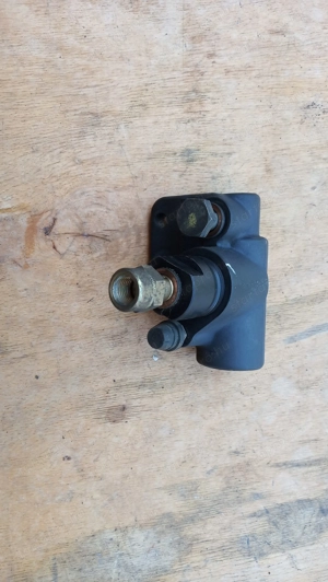 Piaggio x9 125 - 500 fékszelep - kép 4