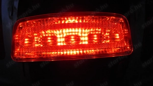 Piaggio X9 125 - 500 féklámpa - kép 2