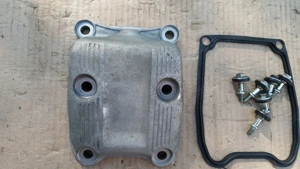 Piaggio x9 500 szelepfedél - kép 4