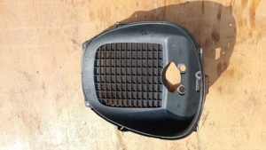 Piaggio X9 125 - 500 hűtő előtti idom