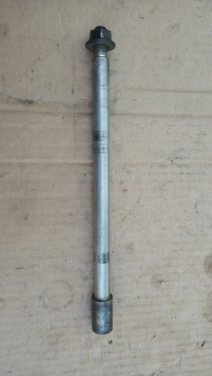 Piaggio x9 125 - 500 első keréktengely