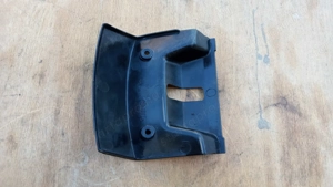 Piaggio x9 500 evo ülészár körüli műanyag - kép 4