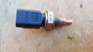 Piaggio x9 500 vízhőmérséklet jeladó - kép 3