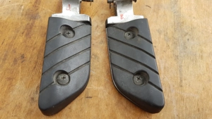 Yamaha Versity xc 300 hátsó lábtartó pár - kép 4