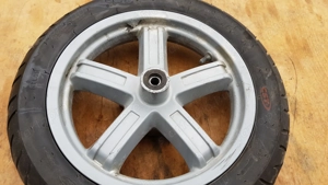 Yamaha Versity xc 300 első kerék - kép 4