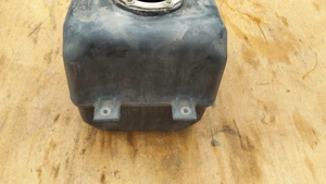 Aprilia Atlantic 500 üzemanyag tank - kép 5