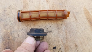 Aprilia Atlantic 500 olajleeresztő csavar - kép 6