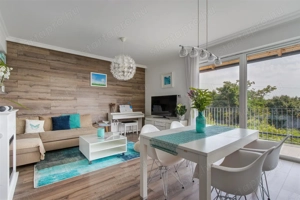 Gyönyörű, természetközeli, nyugodt, kényelmes otthon Leányfalun, akár két generációnak is