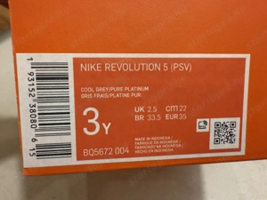 35 ös Nike Revolution 5 futócipő eladó 35 ös Nike cipő 6000 Ft ért - kép 8