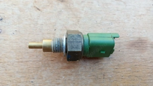 Aprilia scarabeo light 125 - 500 i.e vízhőfok gomba - kép 4