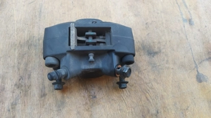 Aprilia scarabeo light 125 - 200 hátsó féknyereg