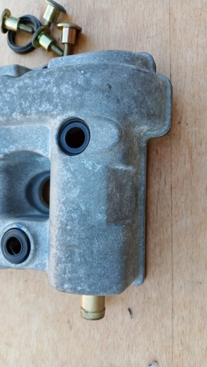 Aprilia scarabeo light 125 - 200 szelepfedél - kép 4