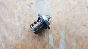 Aprilia scarabeo light 125 - 200 termosztát