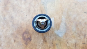 Aprilia scarabeo light 125 - 200 termosztát - kép 3