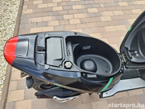 Piaggio Nrg 50 Mc4 Újszerű Gyári 4000km - kép 2