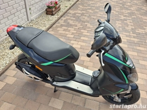 Piaggio Nrg 50 Mc4 Újszerű Gyári 4000km - kép 5