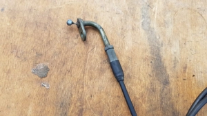 Aprilia scarabeo light 125 - 200 ülés nyitó bovden - kép 3