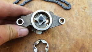 Aprilia scarabeo light 125 - 200 olajpumpa - kép 5