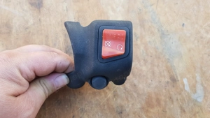 Aprilia scarabeo light 125 - 200 kormánykapcsoló jobbos - kép 2