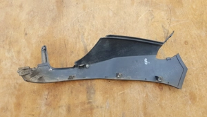 Aprilia scarabeo light 125 - 200 első idom alsó balos - kép 5