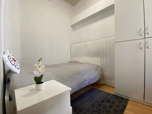 ELADÓ Budapest VII. kerületében az Erzsébet körúton 2. emeleti jó állapotú lakás! - kép 6