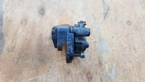 Aprilia scarabeo light 125 - 200 első féknyereg - kép 6