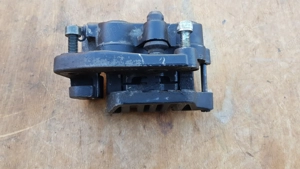 Aprilia scarabeo light 125 - 200 első féknyereg - kép 8