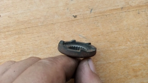 Kymco People S 125 - 200 körmös alátét gyári - kép 5