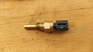 Kymco People S 200 i.e hőmérséklet jeladó - kép 4