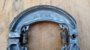 Kymco People S 125 - 200 hátsó fékbetét - kép 3