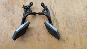 Kymco People S 125 - 200 hátsó lábatró pár - kép 2