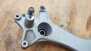 Kymco People S125 - 200 hátsó lengőkar - kép 2