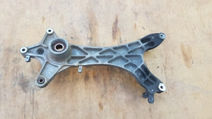 Kymco People S125 - 200 hátsó lengőkar - kép 5