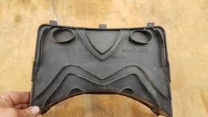 Kymco People S 125 - 200 akkumulátor fedél - kép 5