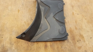 Kymco People S 125 - 200 akkumulátor fedél - kép 2