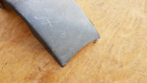 Aprilia Scarabeo Light 400 - 500 ülés zsanér körüli idom - kép 5