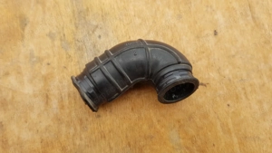 Aprilia Scarabeo Light 400 - 500 könyökcső termosztáthoz - kép 2