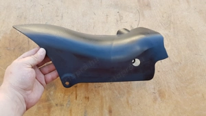 Aprilia Scarabeo Light 400 - 500 hátsó kerék feletti idom - kép 6