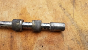 Aprilia Scarabeo Light 400 - 500 első keréktengely - kép 2