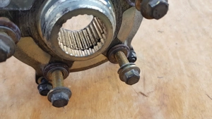 Aprilia Scarabeo Light 400 - 500 hátsó kerékagy - kép 2