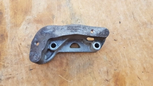 Aprilia Scarabeo Light 400 - 500 hátsó féknyereg tartó konzol - kép 7