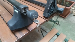 Thule tetősín tető keresztrúd gyors csatis kulcsaival - kép 4